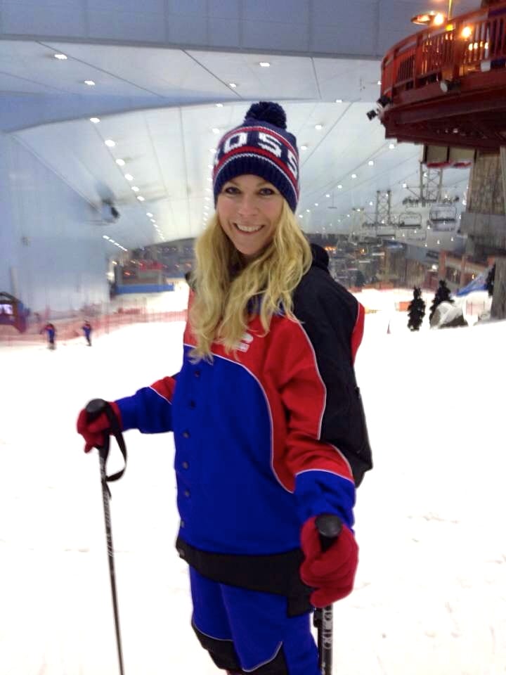 Modegraden på skidkläderna går att diskutera...