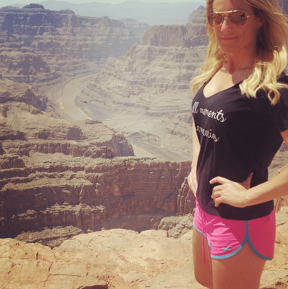 Laila Bagge kombinerar resor och hiking. Foto: instagram lailabagge