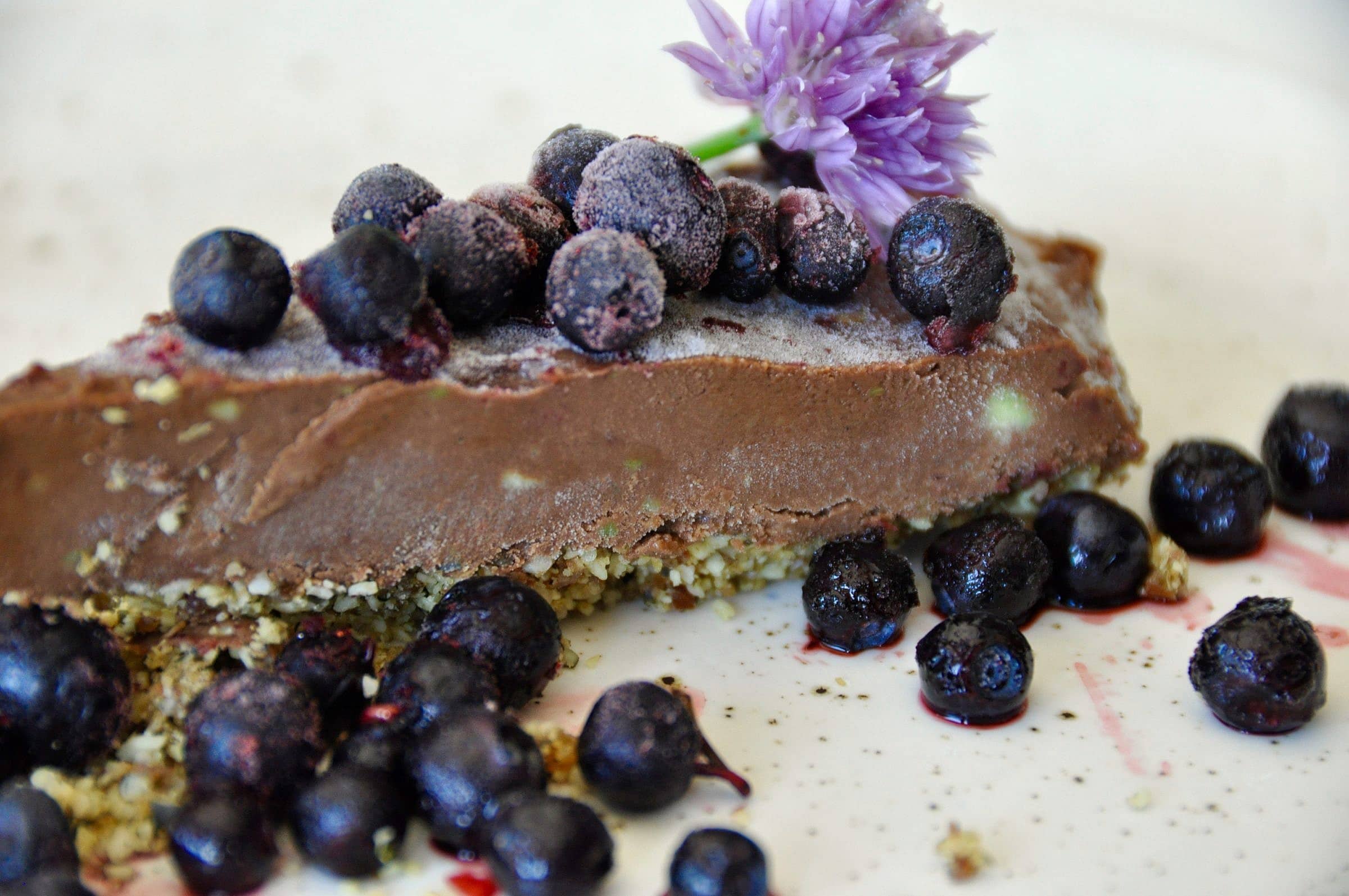 raw chokladtryffeltårta