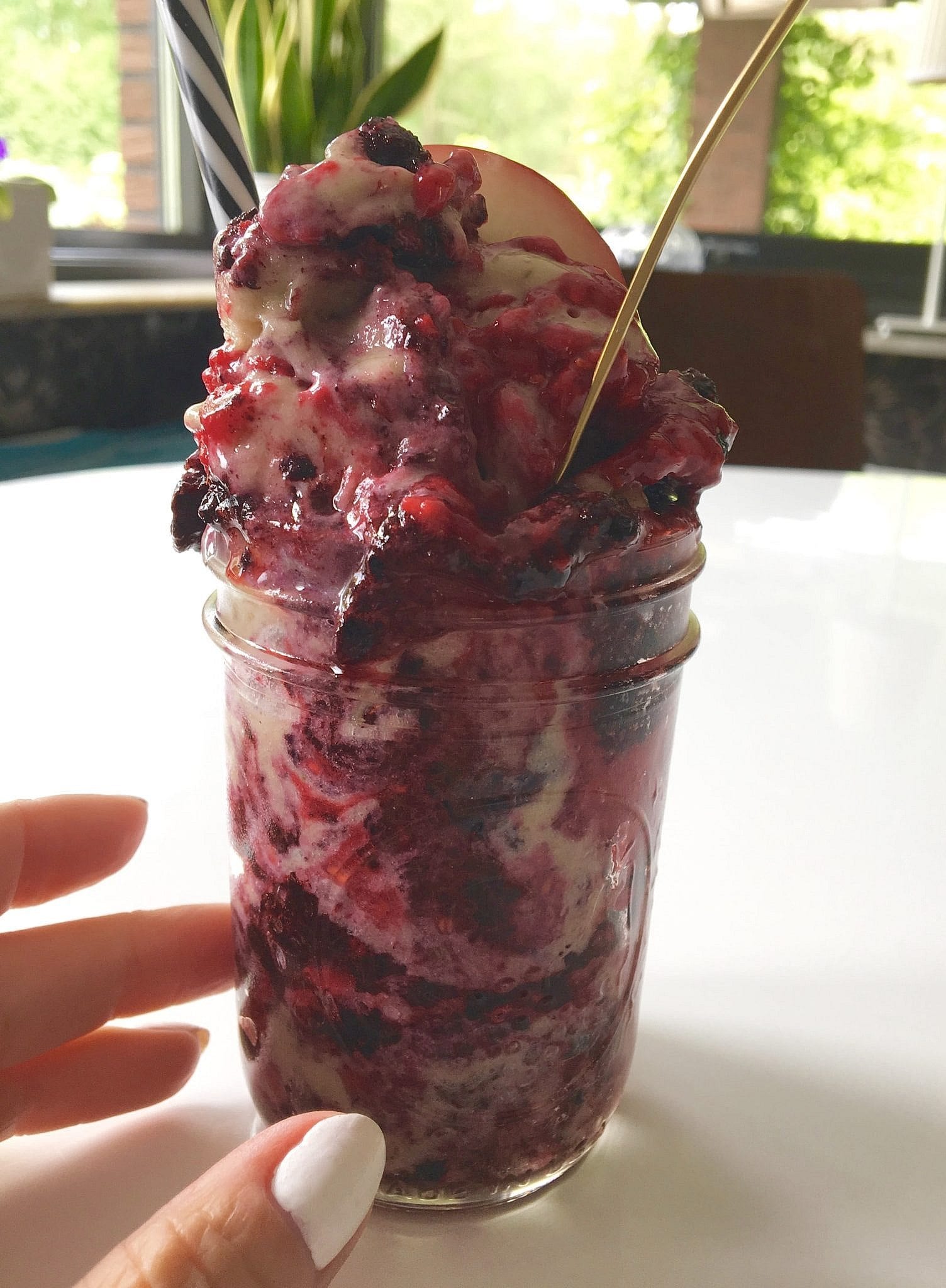 Vanilla Berry Nicecream